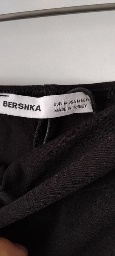 new yorker odeca: Bershka M, color - Black, Without sleeves — 2
