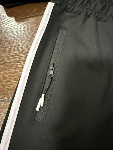 gucci trenerke original: Donji delovi Mokra likra Velicine: S M L XL XXL Cena 2000 dinara — 1