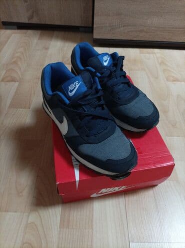 patike sa vazdušnim đonom: Nike, 37.5, bоја - Tamnoplava — 1