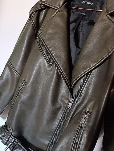 kožne baletanke: PULL&BEAR ženska bajkerska jakna od veštačke kože - Model — 4