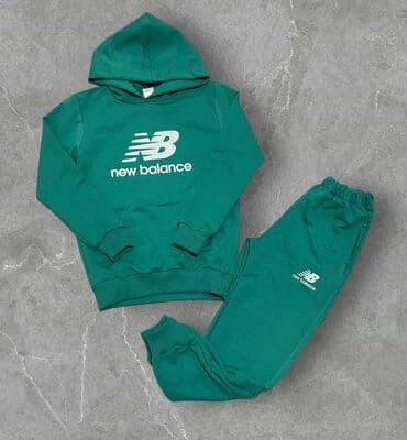 Tracksuit sets: 👇🏻👇🏻TRODELNI SETOVI👇🏻👇🏻 💰💰2750 din ili dva 4500din💰💰 Set sadrzi — 4
