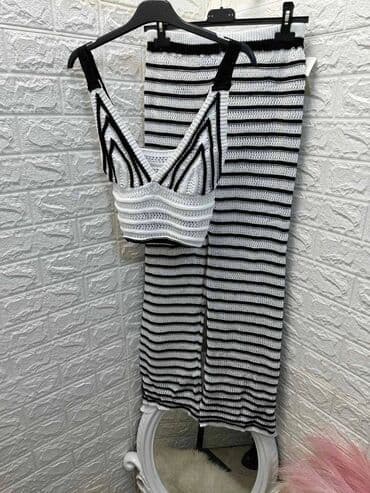 karirani kompleti zenski: Komplet: 3000 dinara — 2