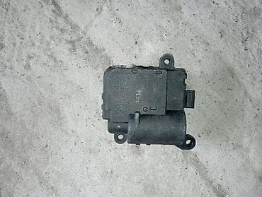 nosivost vozila: MOTORIC KLAPNE VENTILACIJE ZA PEUGEOT 307 | Delovi ispravni i — 1