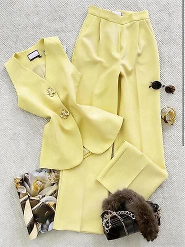 balea kupke: 04. Komplet 3.600 dinara
💛🤎🤍L — 1