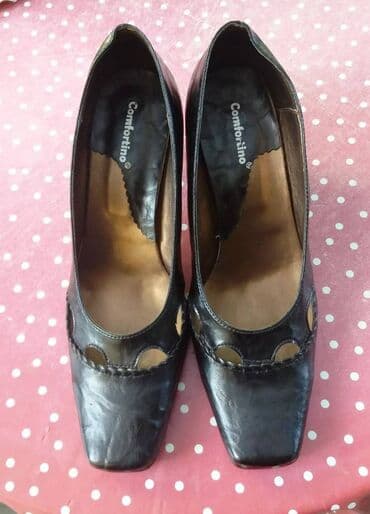 Pumps, 39