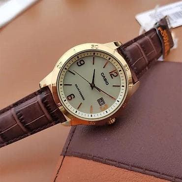 Casio MTP-VS02GL-9A Potpuno NOV sat Casio MTP-VS02GL-9A, dolazi u