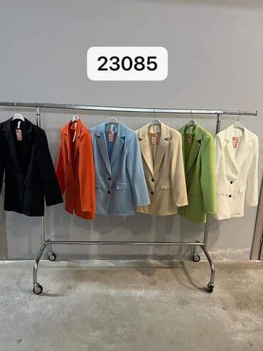 kratki sako i pantalone: Komplet(sako i pantalone) 3700dinara — 2