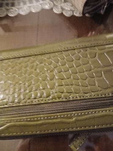 dkny torbica: GUESS ženski novčanik – maslinasto zelena boja, kroko tekstura - — 4