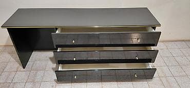 polovne ugaone garniture beograd: Set crnog visokog sjaja sa zlatnim detaljima – toaletni sto/komoda — 6