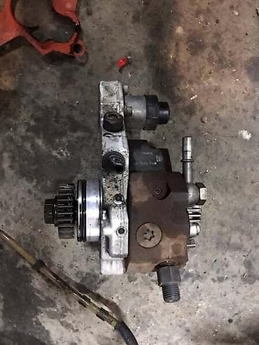 aparat za loptice: PUMPA VISOKOG PRITISKA 2.0 DCI ZA RENAULT LAGUNA, SCENIC, MEGANE — 1