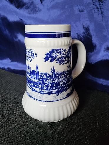 Krigla nova Istocna Nemacka 80te. Colditz porcelan. Krigla sve na