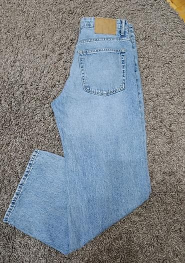 m sara pantalone: H&M li široke farmerke M veličina od svetlog teksasa.Obučen su — 4