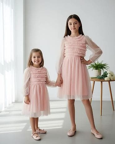 plave haljine: ✨ Elegantna til haljina ✨ Pednji deo haljine krase bogati nabori i — 1