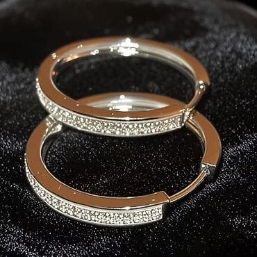 nakit kamen: 800 din par — 9