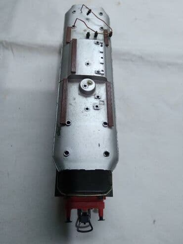 Bicikli: Piko lokomotiva 244068-3 HO neispravna i nekompletna,za delove — 2