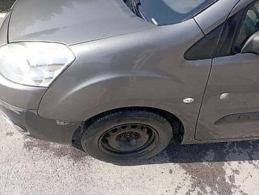 auto l: LEVO KRILO ZA PEUGEOT PARTNER | Polovini delovi za Citroen i Peugeot — 1