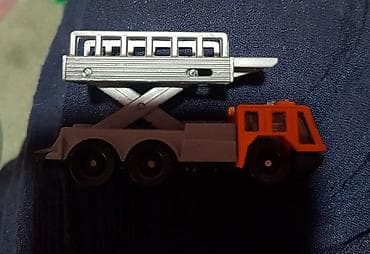 plisana igracka: Auto igracka - automobilcic kao neka dizalica — 1