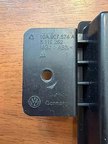 NOSAC RADARSKOG SENZORA ZA VOLKSWAGEN ID.3, ID.4, ID.5 - 10A907574A |