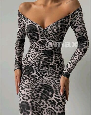 cool club odeca: New,𝓜𝓪𝓭𝓸𝓷𝓷𝓪’’ Middi (Lykra) Dress Velicine: S M L (Pune Elastina) — 3