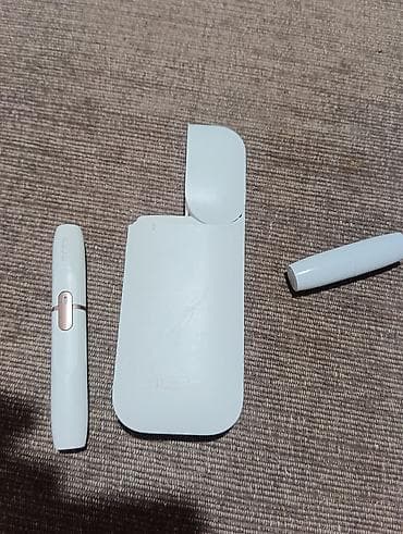 polovni zippo upaljaci: IQOS uređaj za zagrevanje duvana – bela boja - Komplet uključuje: - — 5