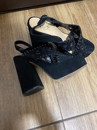 tommy hilfiger sandale 2023: Bata sandale 39 broj udobne obuvene 2 x kao nove su uživo povoljno — 3