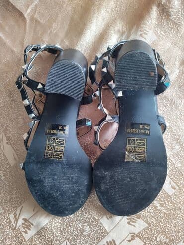 mokasine sa stiklom: Sandals, 36 — 5