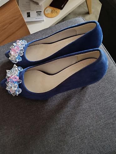 nike force 1: Elegantne tamno plave štikle, malo nosenje — 1