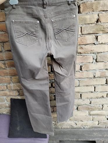 tn utility grey: Ženske pantalone – ravnog kroja, sivo-braon boje. Detalji: - — 2