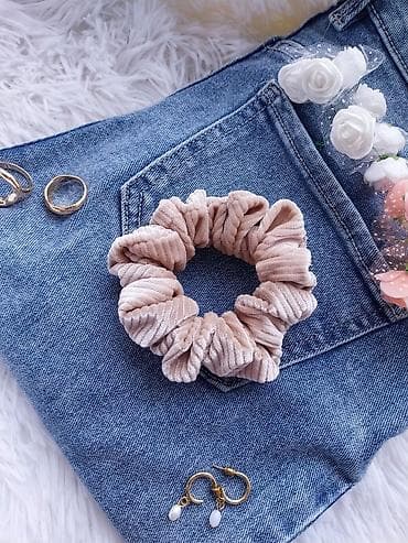 cartier prsten cena: Plišane gumice za kosu – scrunchies - Materijal: mekani pliš/velur sa — 3