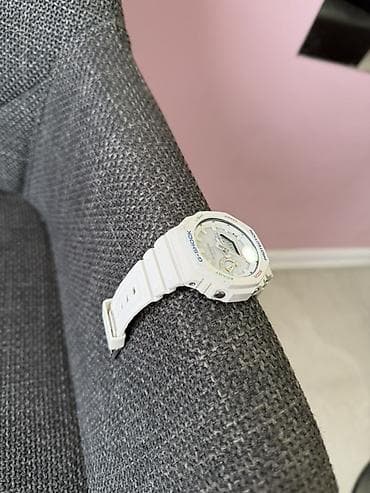 lancici uz vrat: Casio G-Shock analogno‑digitalni sat (bela/ivory) - Serija: G‑SHOCK — 3