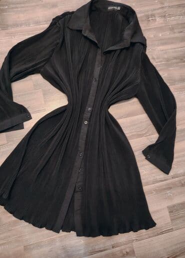 Košulje: Bershka, 3XL, Saten, Jednobojni, bоја - Crna — 2