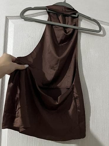 zenske torbe sa krznom: Satenasti top bez rukava – braon - Model: halter/korset kroj sa — 2