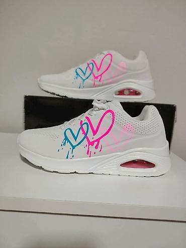 Skechers Bele patike sa vazdušnim uloškom i motivima srca - Model 1