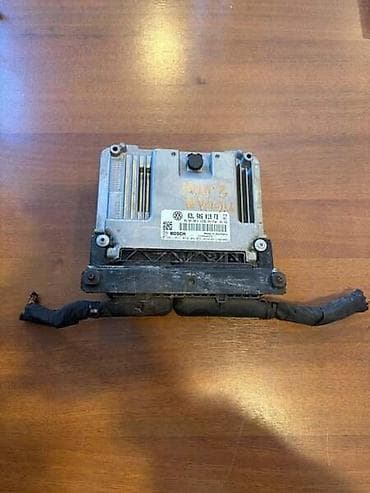 spone na autu: MOTORNI KOMPJUTER ZA VOLKSWAGEN PASSAT B7, GOLF 6, TIGUAN . - — 1