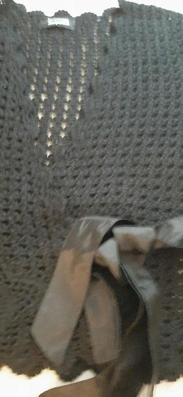 Zenski dzemper par puta nosen,kao nov, crne boje sa satenskom masnom at lalafo.rs Zenski dzemper par puta nosen,kao nov, crne boje sa satenskom masnom