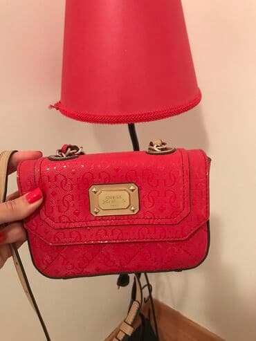 carpisa torbe za plazu: Elegantna torbica, Guess — 1