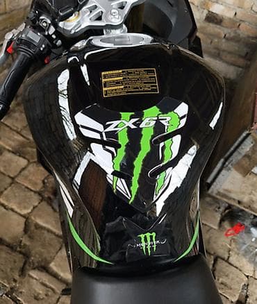 plotna za alfu 90 cena: Kawasaki ZX6R Monster Tank pad - Štitnik rezervoara -2781 Daj svom — 5
