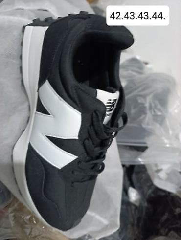 patike converse: 2850 din — 4