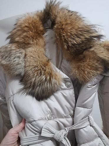 Ostala ženska odeća: Duga ženska zimska jakna/kaput sa prirodnim krznom Novo - Model — 2