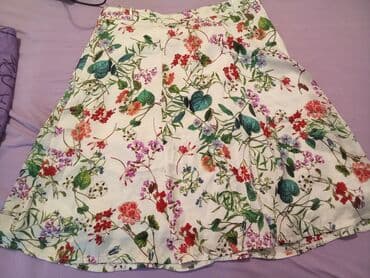 ženske kapri pantalone: Suknjica 300d — 1