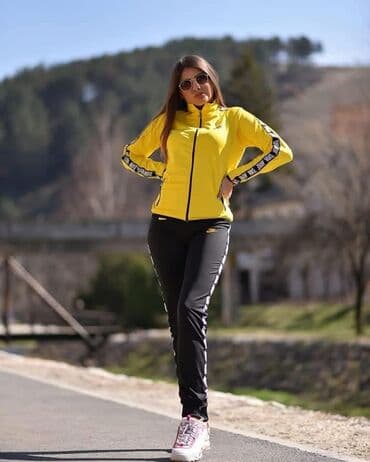 Pantalone, Farmerke, Šortsevi: 11. Komplet trenerka mokra likra dostupna: S M L XL XXL. Cena — 9