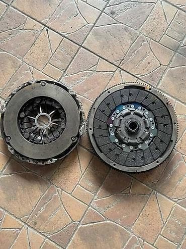 auto otpad seat nis: KVACILO ZA VOLKSWAGEN GOLF 5, GOLF 6, GOLF PLUS . OD 2003. DO 2012 — 3