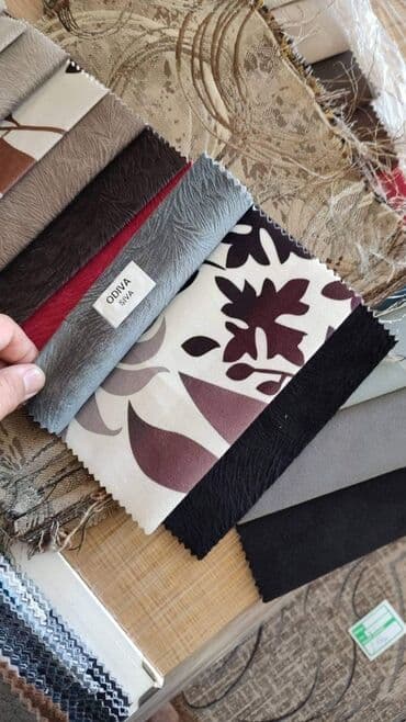 radni stolovi i stolice: Hoklice 1900 din slanje bexom rade se po porudzbinu — 12