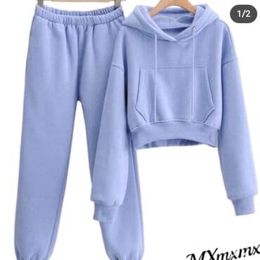 Kompleti, Kombinezoni: Trenerke komplet goenji i dodnji deo sa kapuljacom i dzepom. Dostupna — 1