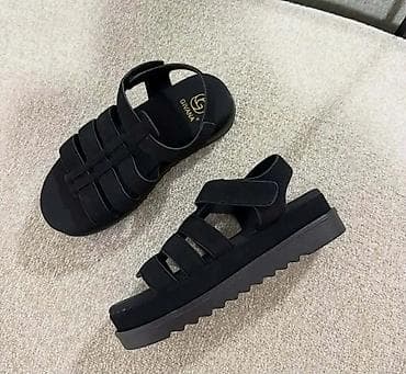 Crne sandale GNANA - Model: otvorene letnje sandale sa višestrukim na lalafo.rs Crne sandale GNANA - Model: otvorene letnje sandale sa višestrukim