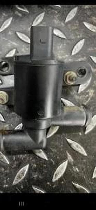 audi q7 akumulator: AUDI Q7 POMOCNA PUMPA VODE ELEKTRICNA 4H0121761D | Audi q7 q5 q3 q2 — 1
