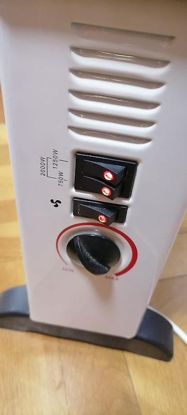 prstenovi za salvete: Grejalica Panelna LINEA 2000 W duvaljka. Oko 65 dužina
Mirjevo — 4