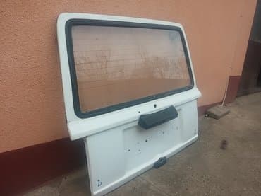 motor brisaca zastava 101: Vrata gepeka lada karavan kompletna sa staklom. Očuvana, zdrava — 2