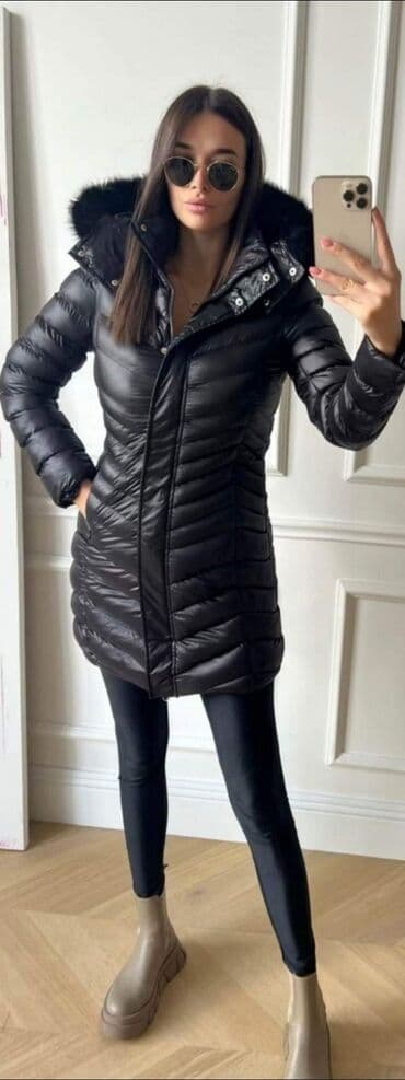 h and m jakne: Teget i crna dostupna
S m l xl 5400 — 1