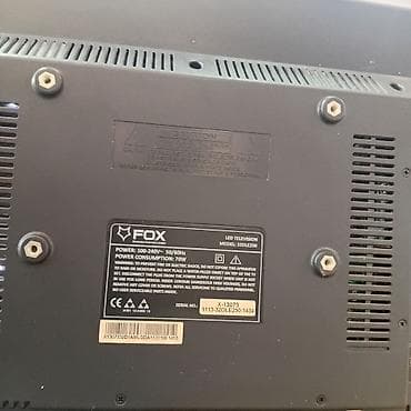 drobilica za led: FOX LED TV sa daljinskim upravljačem ima crtu na ekranu na levoj — 9